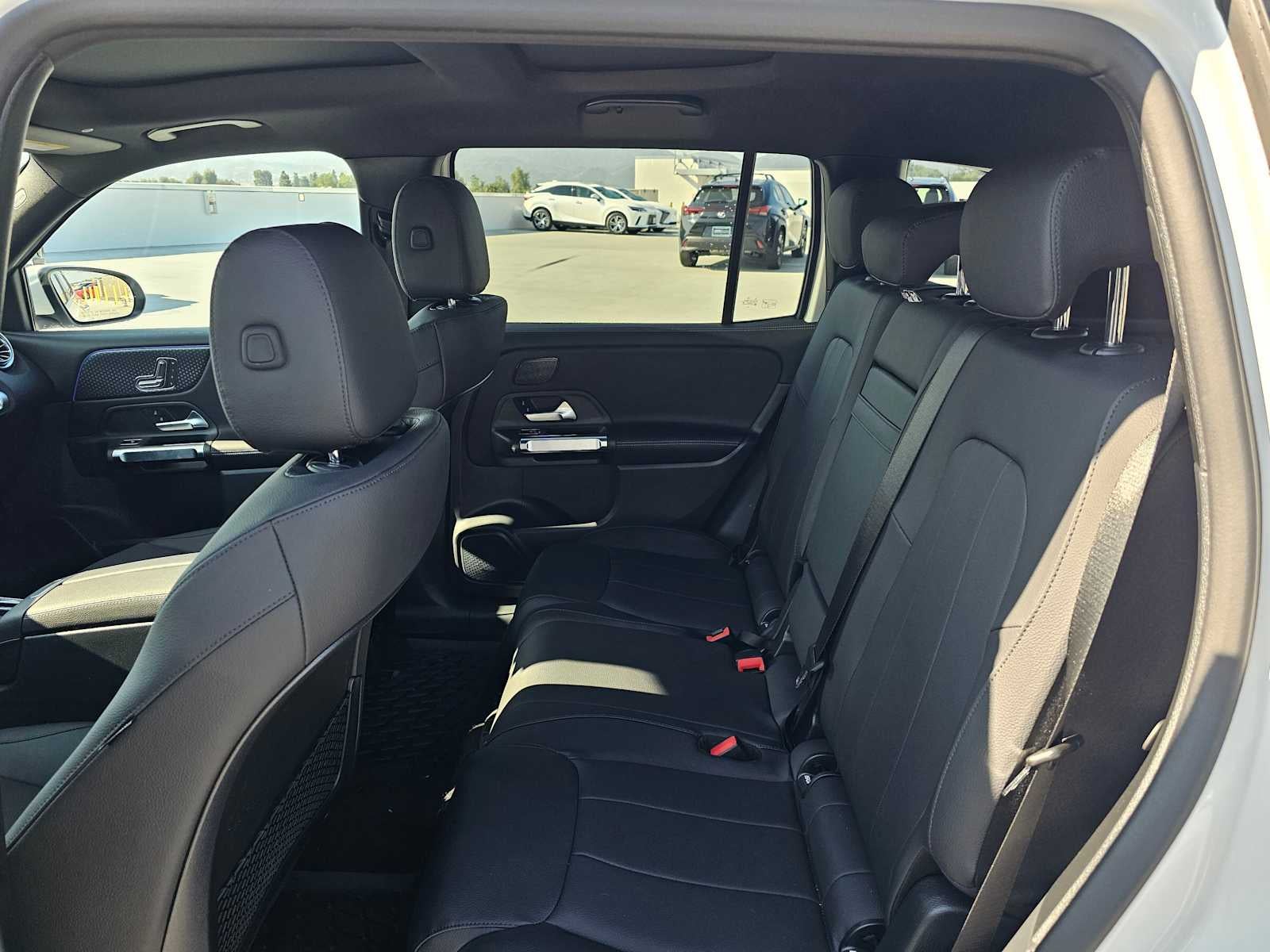 2026 Mercedes-Benz GLB 250 SUV