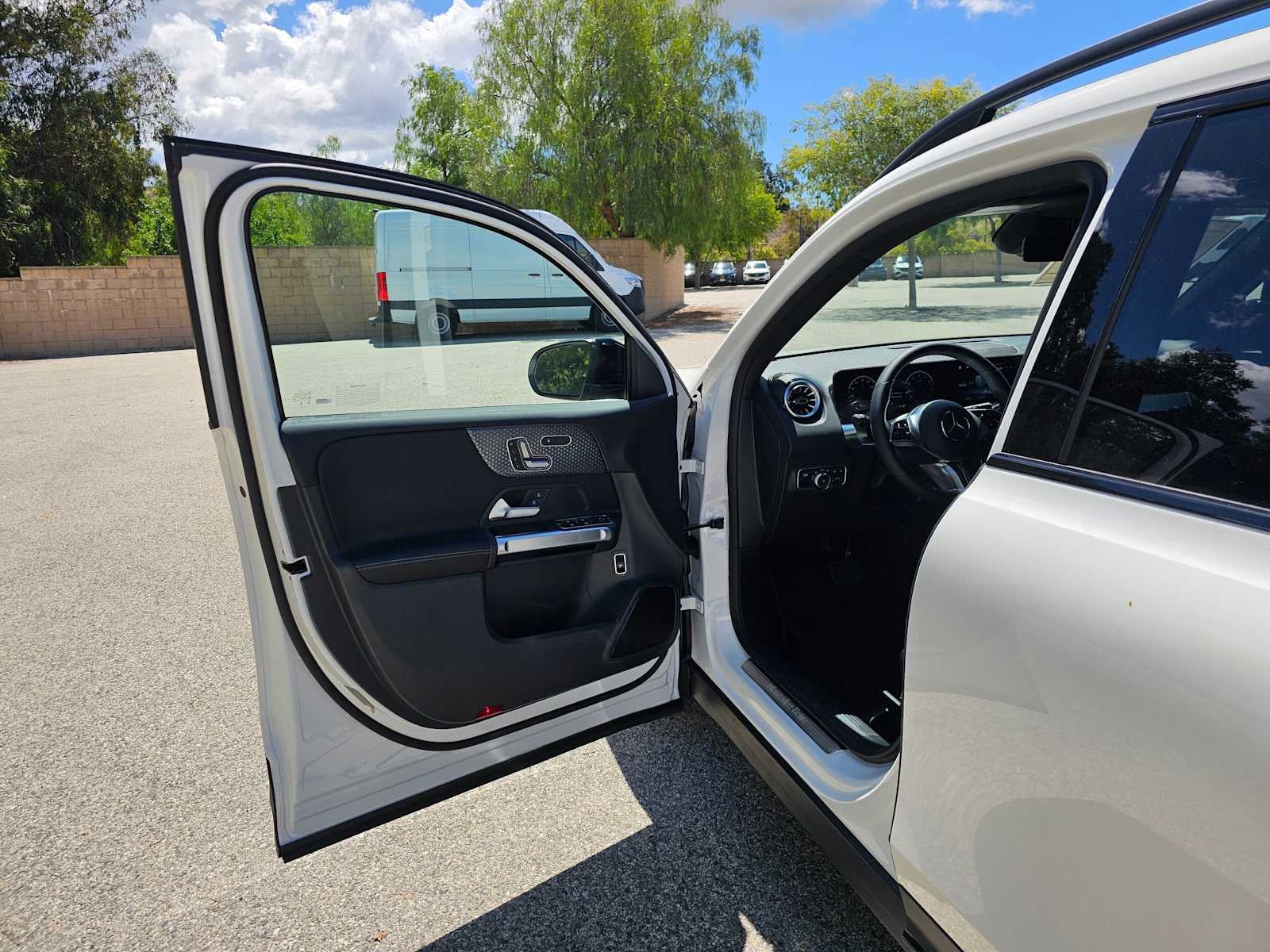 2026 Mercedes-Benz GLB 250 SUV