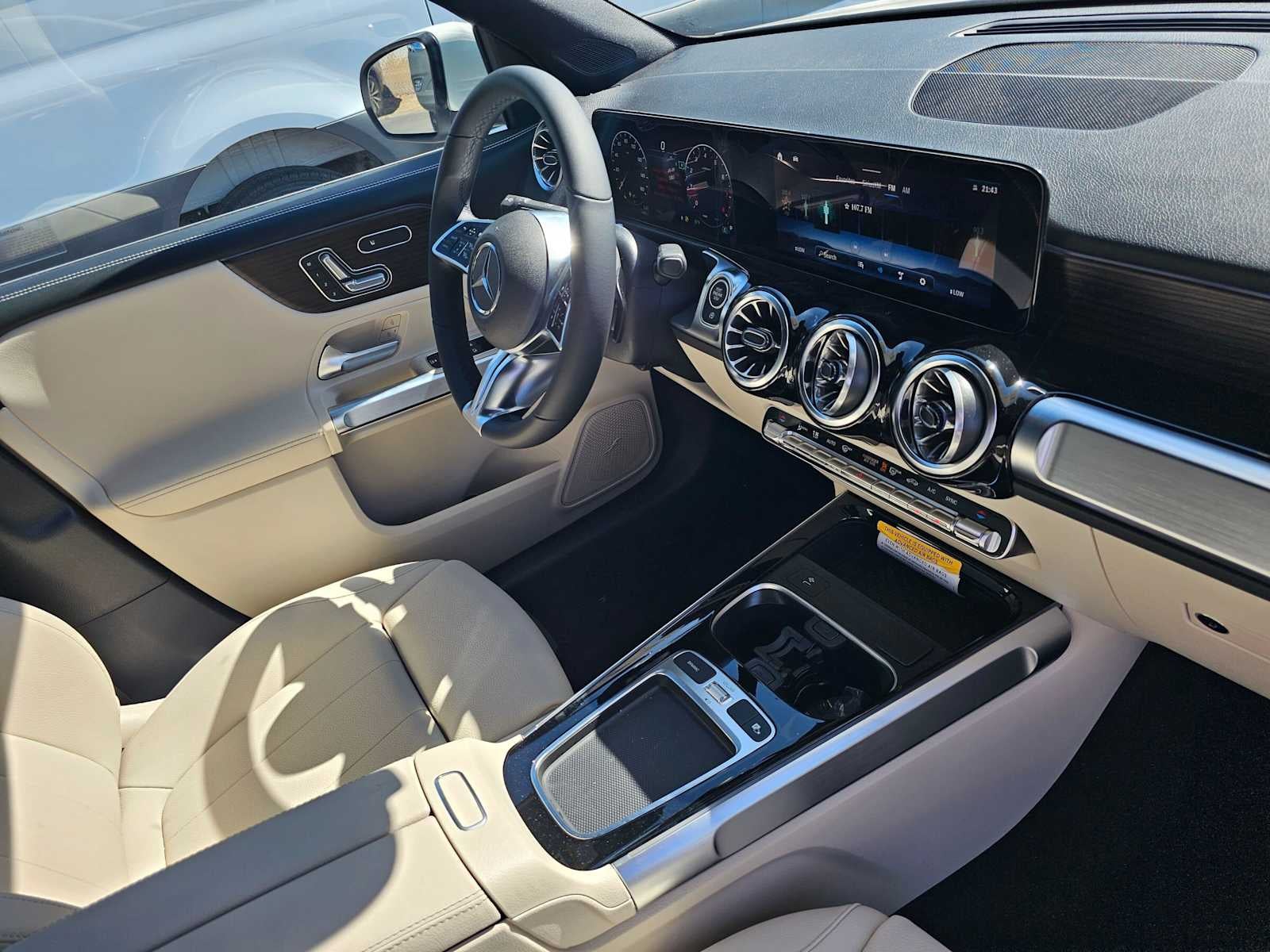 2026 Mercedes-Benz GLB 250 SUV