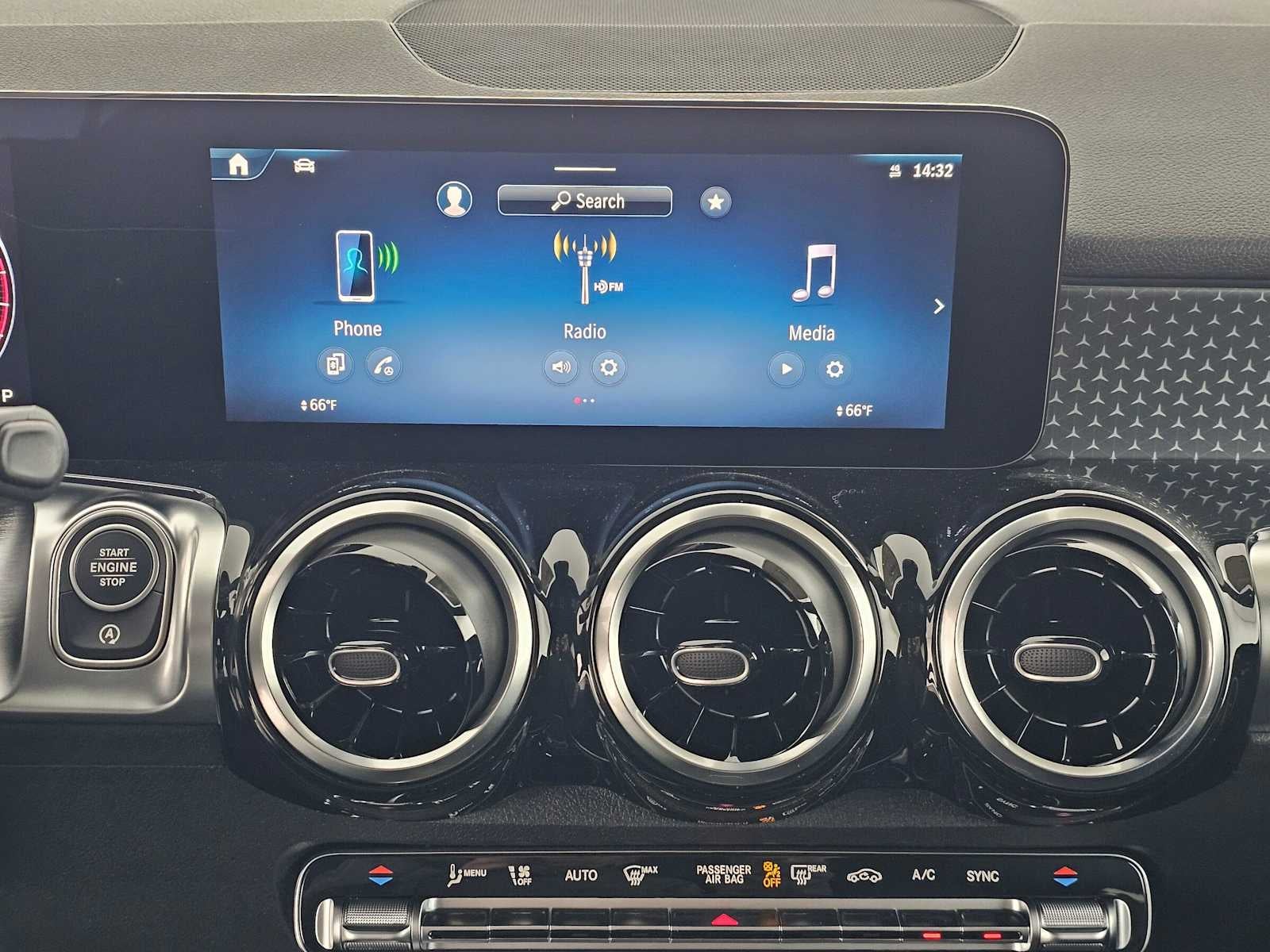 2026 Mercedes-Benz GLB 250 SUV