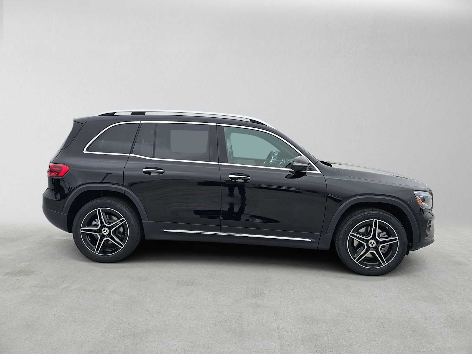 2026 Mercedes-Benz GLB 250 SUV