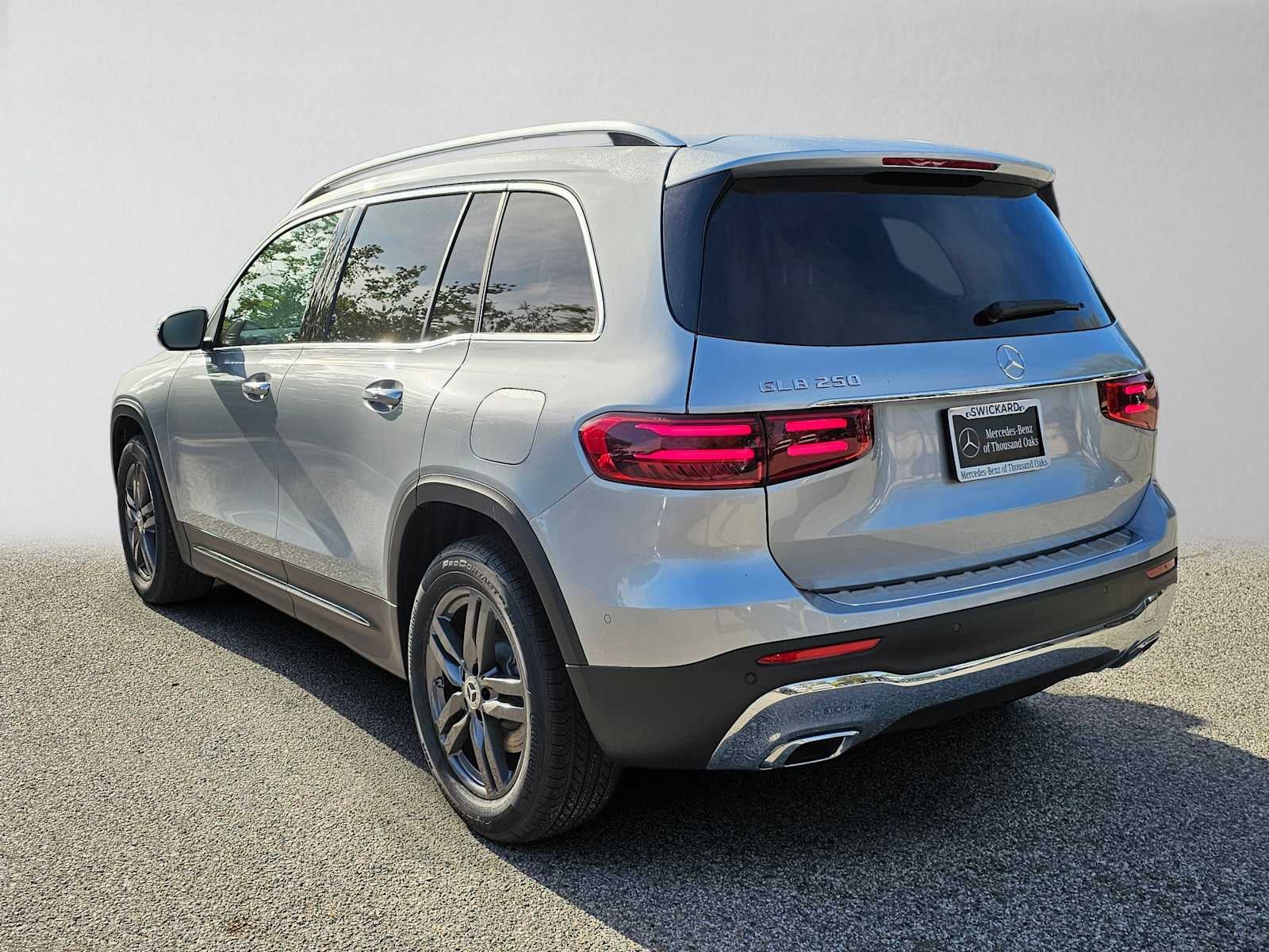 2026 Mercedes-Benz GLB 250 SUV