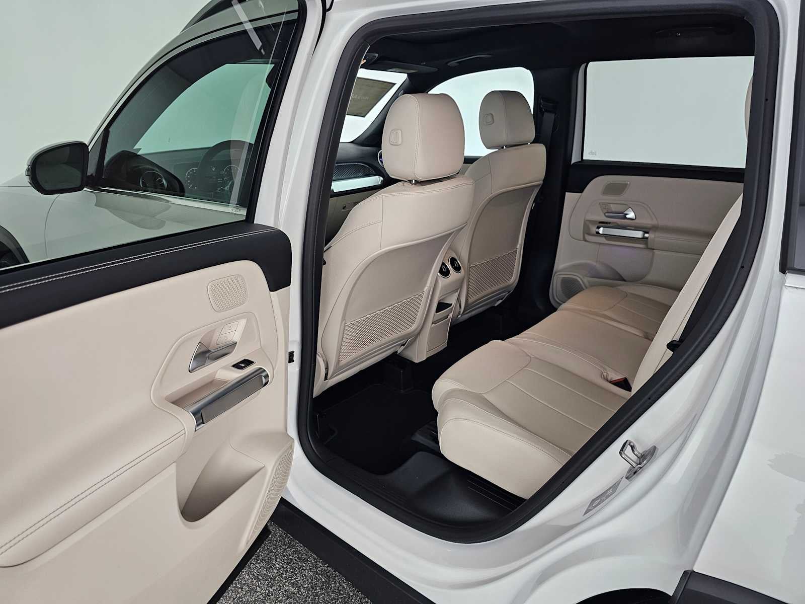 2026 Mercedes-Benz GLB 250 SUV