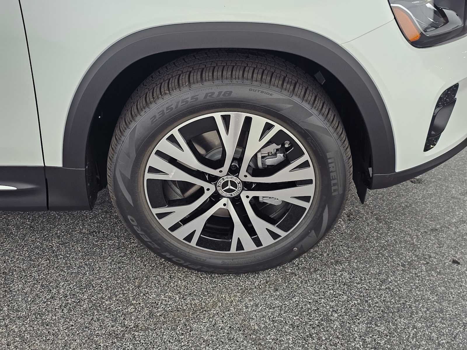 2026 Mercedes-Benz GLB 250 SUV