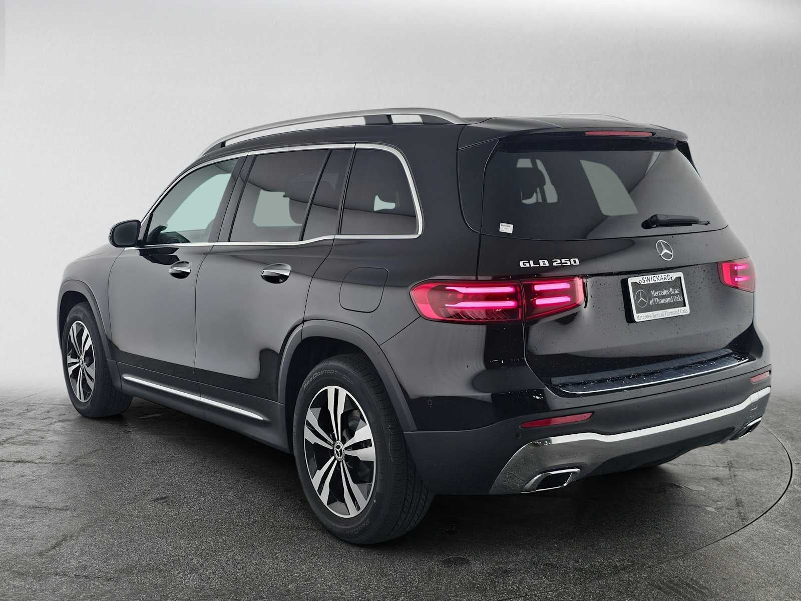 2026 Mercedes-Benz GLB 250 SUV