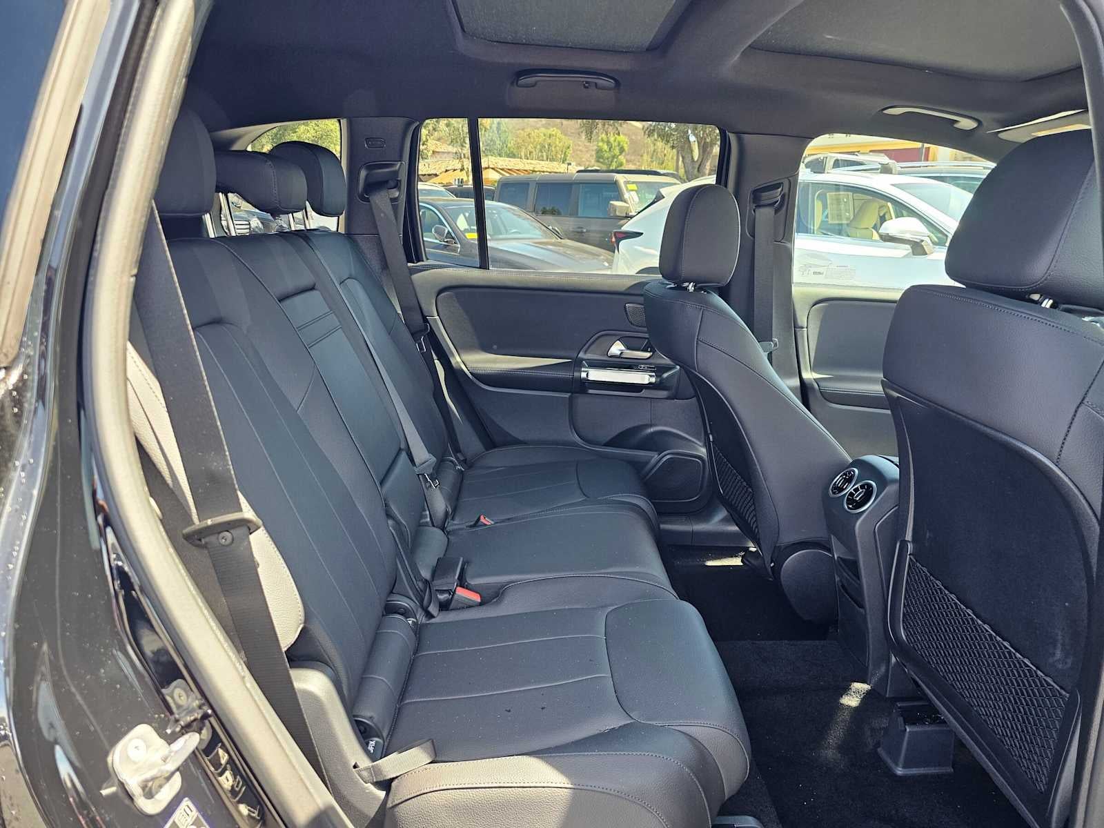 2026 Mercedes-Benz GLB 250 SUV