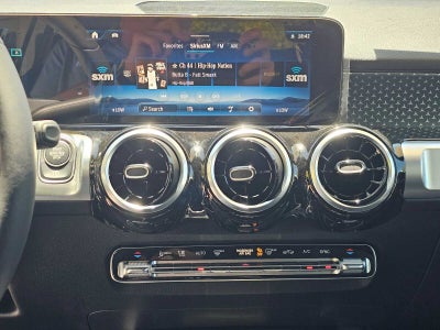 2026 Mercedes-Benz GLB 250 SUV