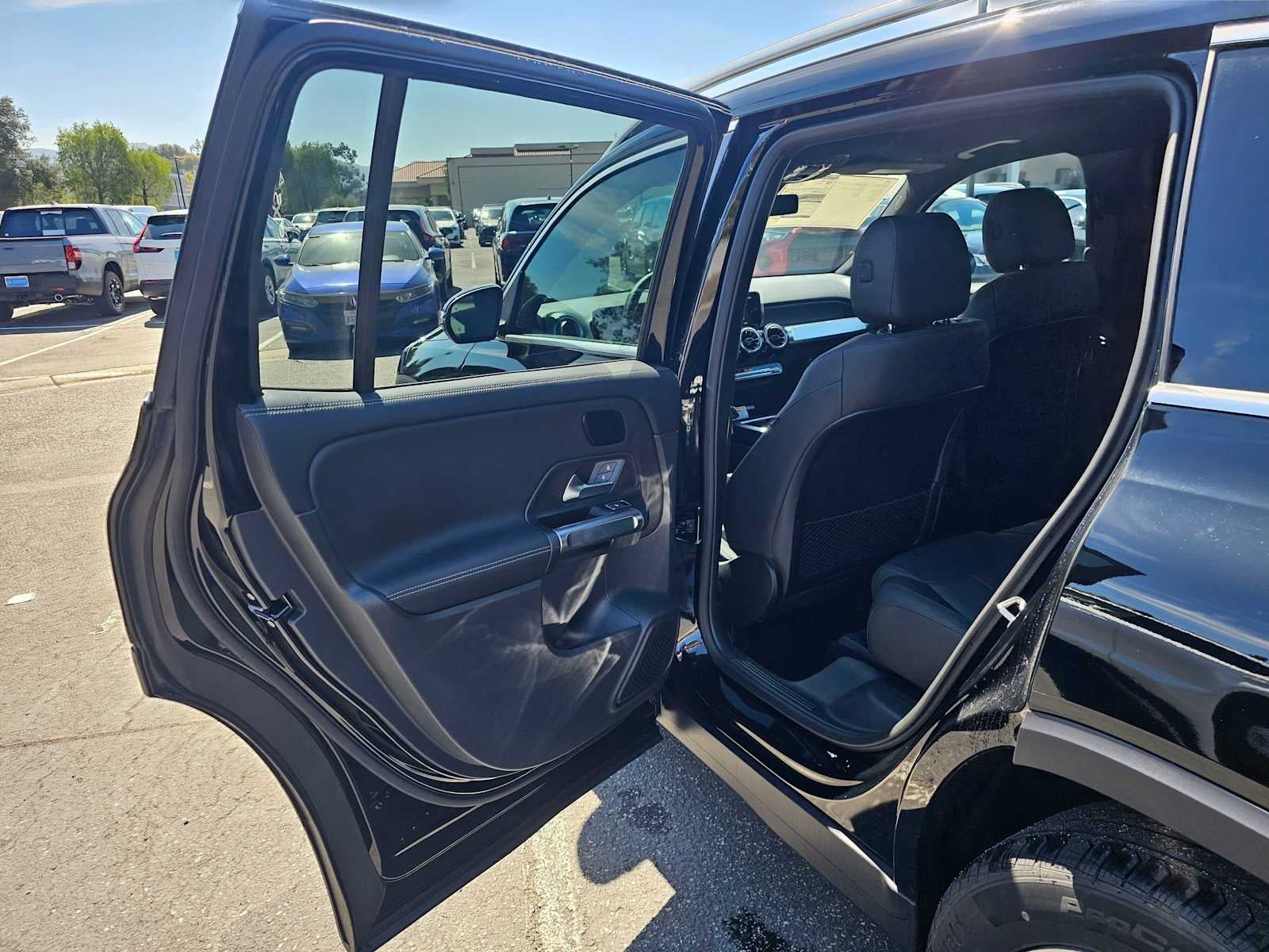 2026 Mercedes-Benz GLB 250 SUV