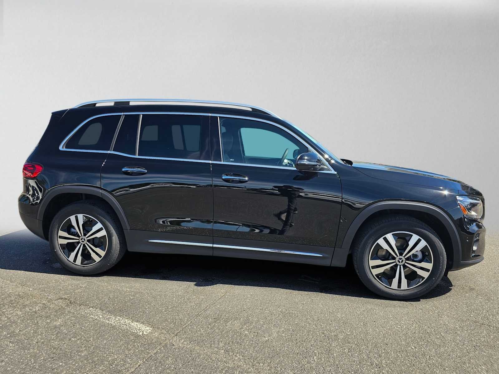 2026 Mercedes-Benz GLB 250 SUV