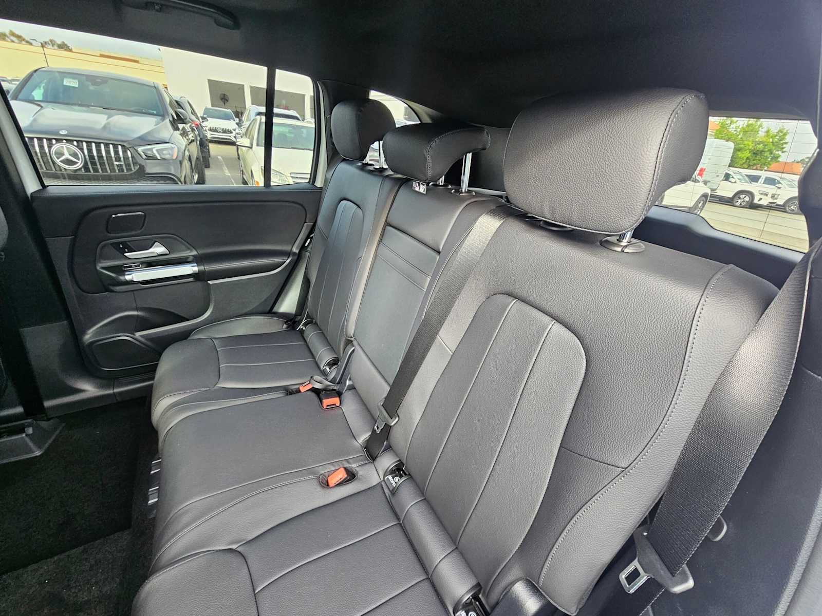 2026 Mercedes-Benz GLB 250 SUV