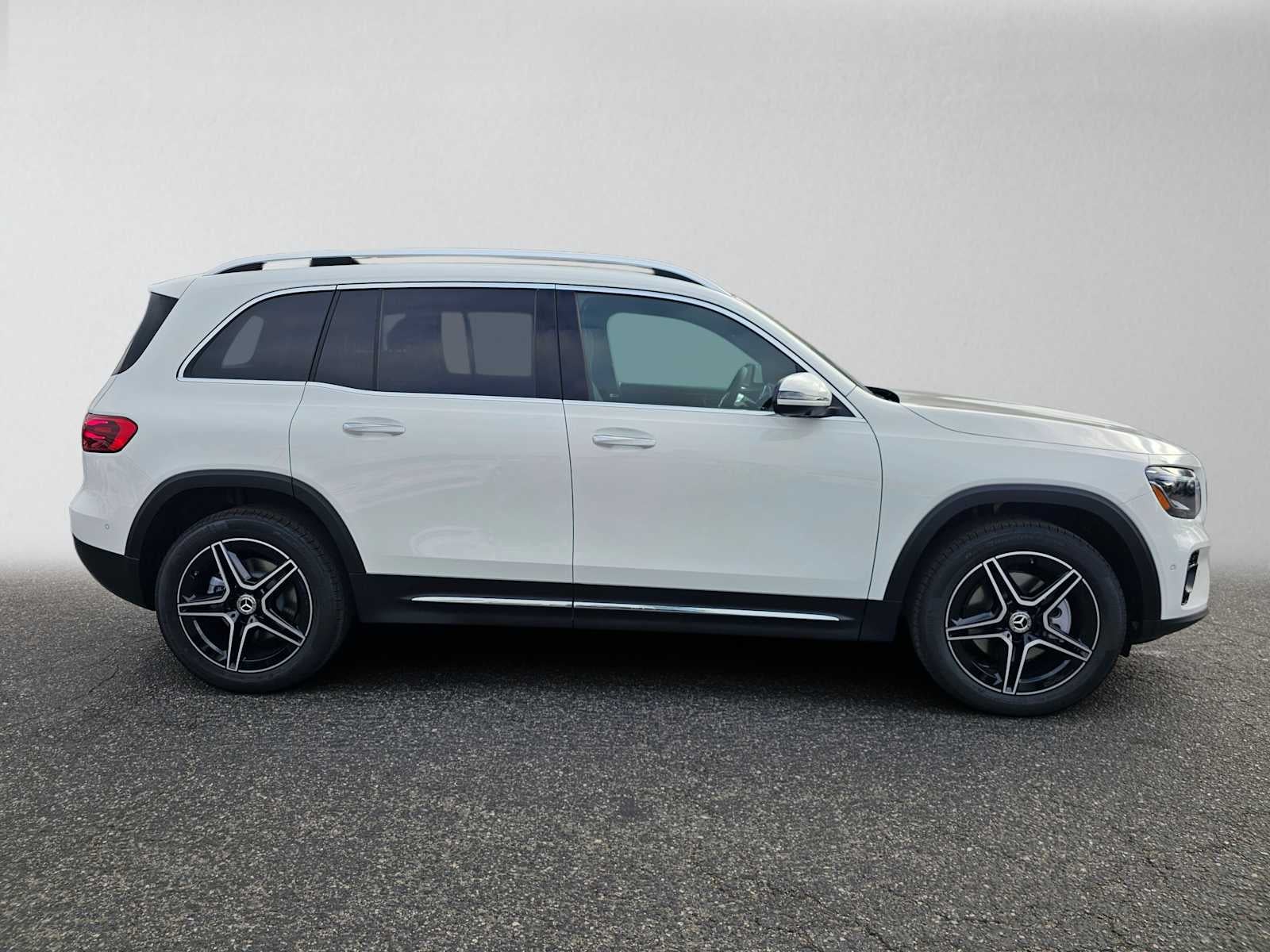 2026 Mercedes-Benz GLB 250 SUV