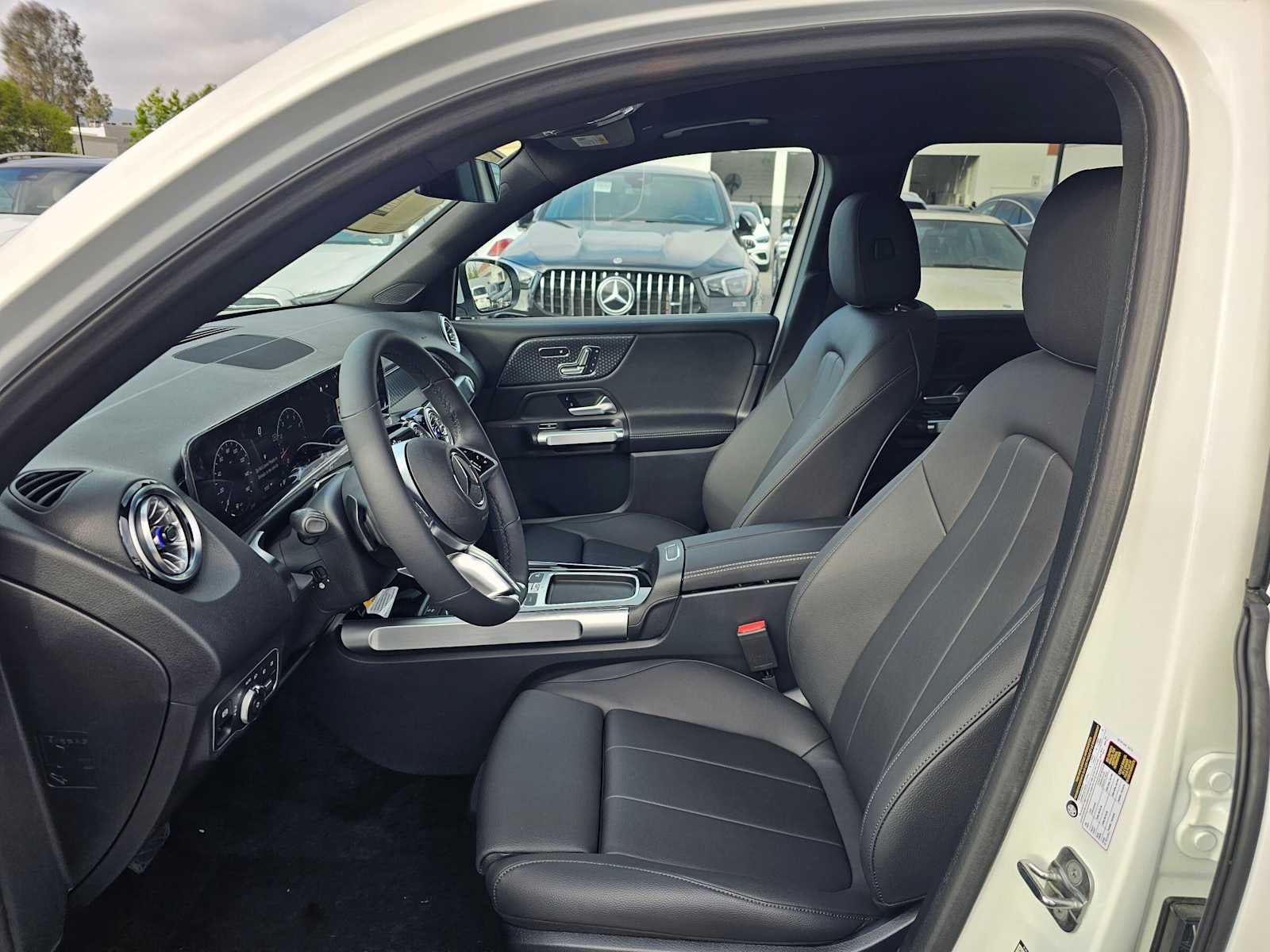 2026 Mercedes-Benz GLB 250 SUV