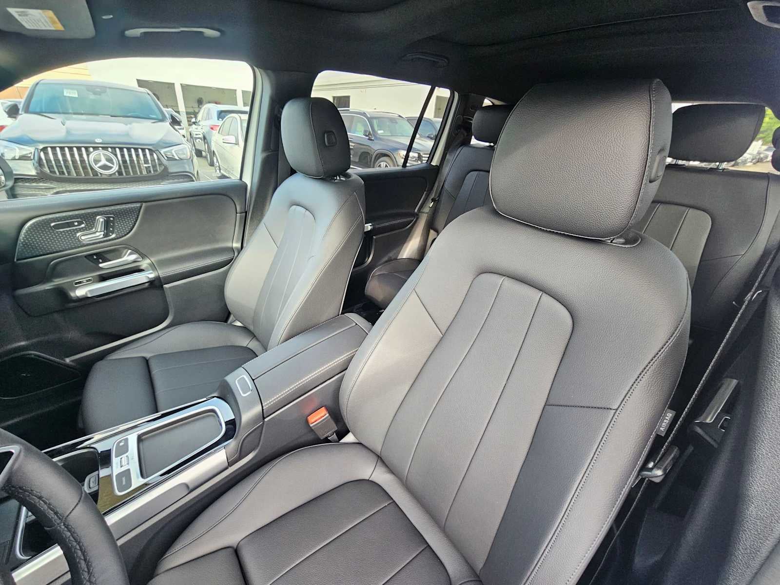 2026 Mercedes-Benz GLB 250 SUV