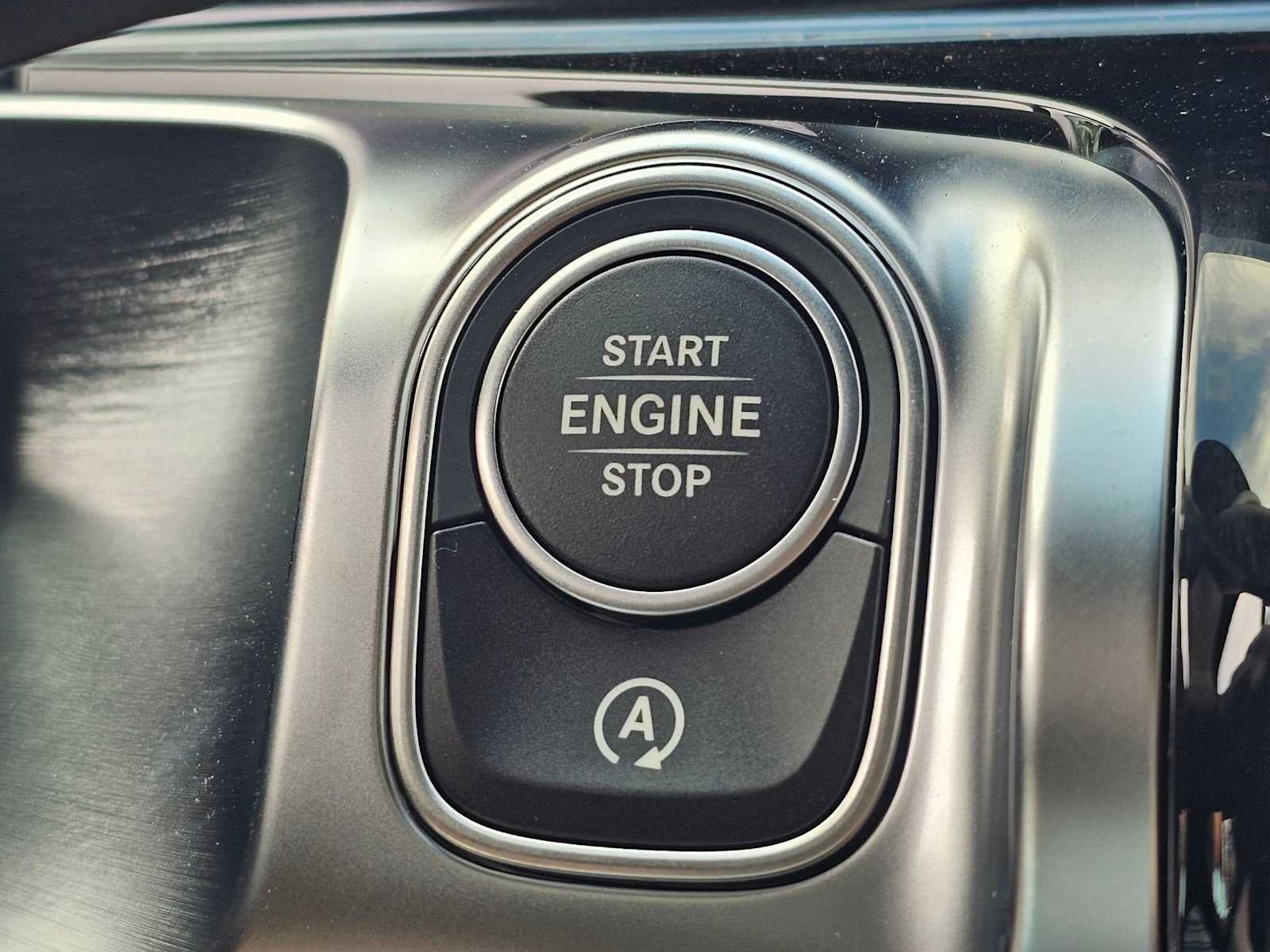 2026 Mercedes-Benz GLB 250 SUV