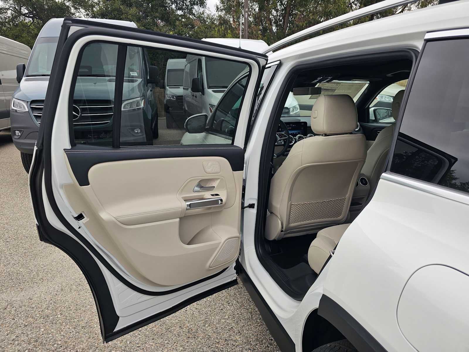 2026 Mercedes-Benz GLB 250 SUV