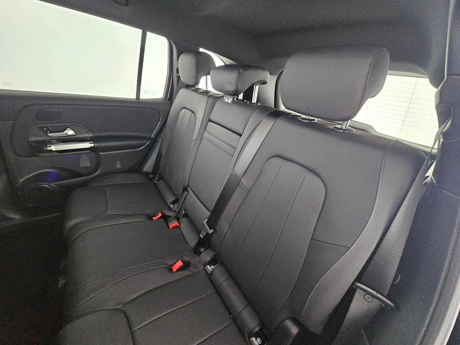 2026 Mercedes-Benz GLB 250 SUV