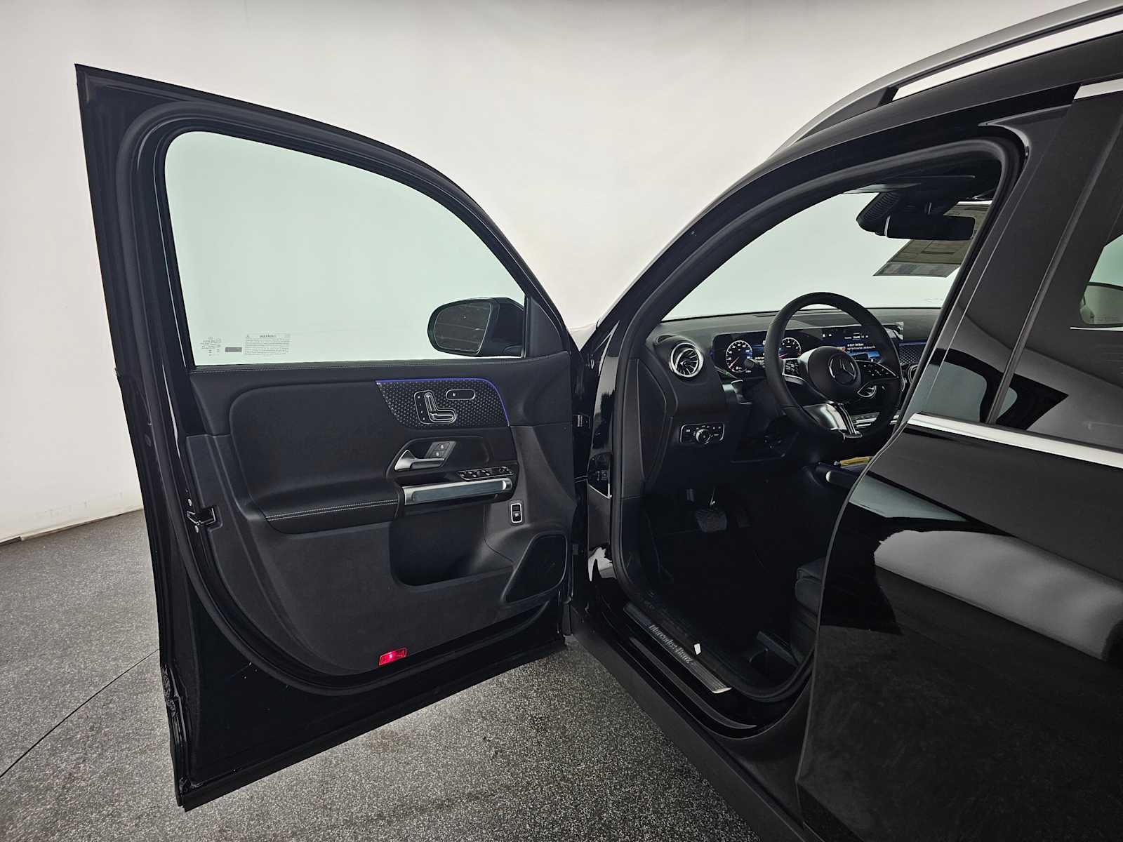 2026 Mercedes-Benz GLB 250 SUV