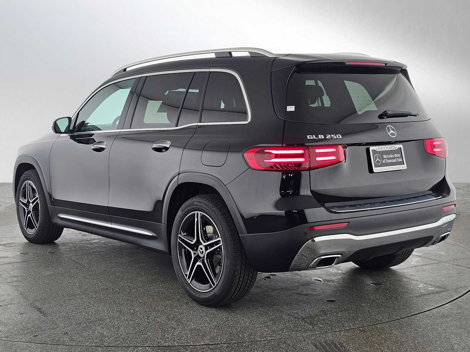 2026 Mercedes-Benz GLB 250 SUV