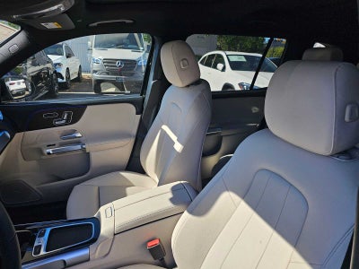 2026 Mercedes-Benz GLB 250 SUV