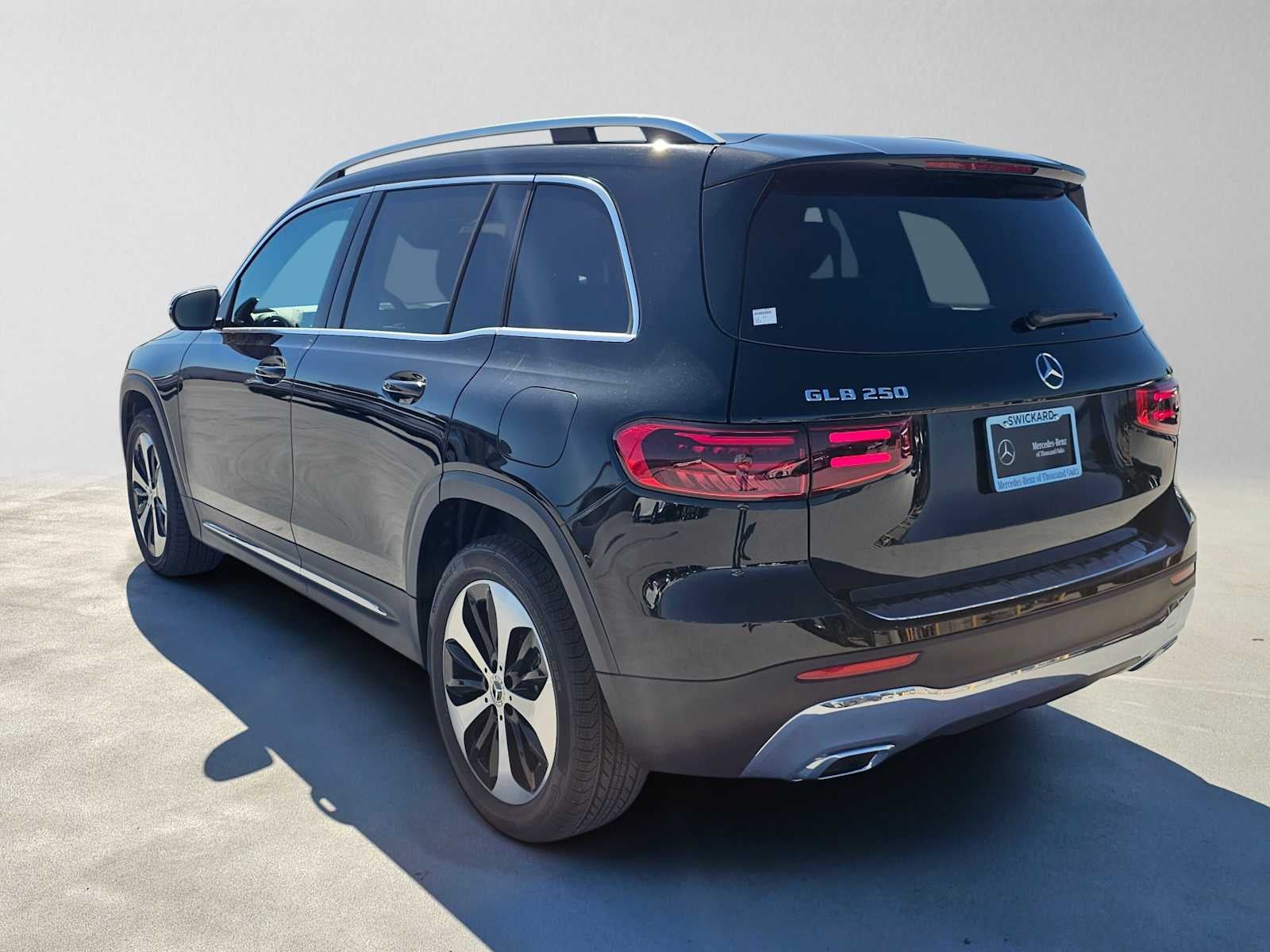 2026 Mercedes-Benz GLB 250 SUV