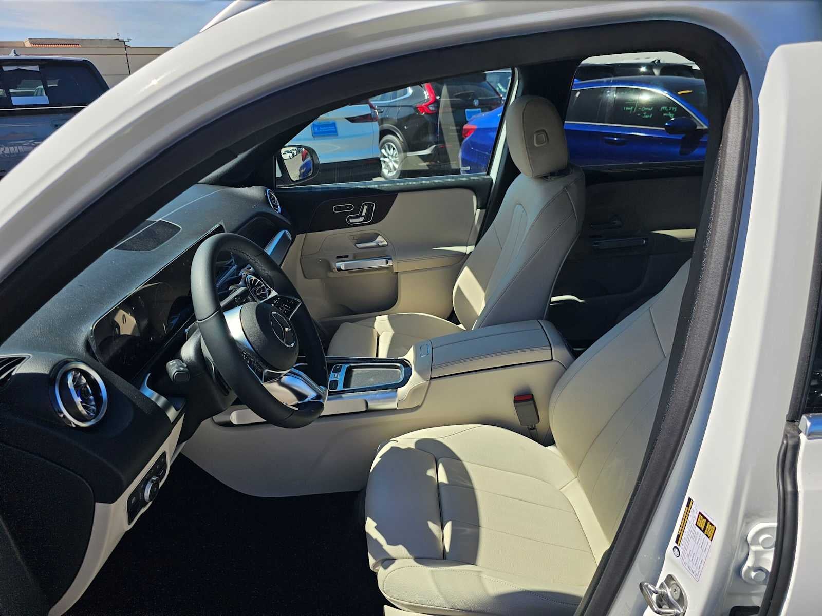 2026 Mercedes-Benz GLB 250 SUV