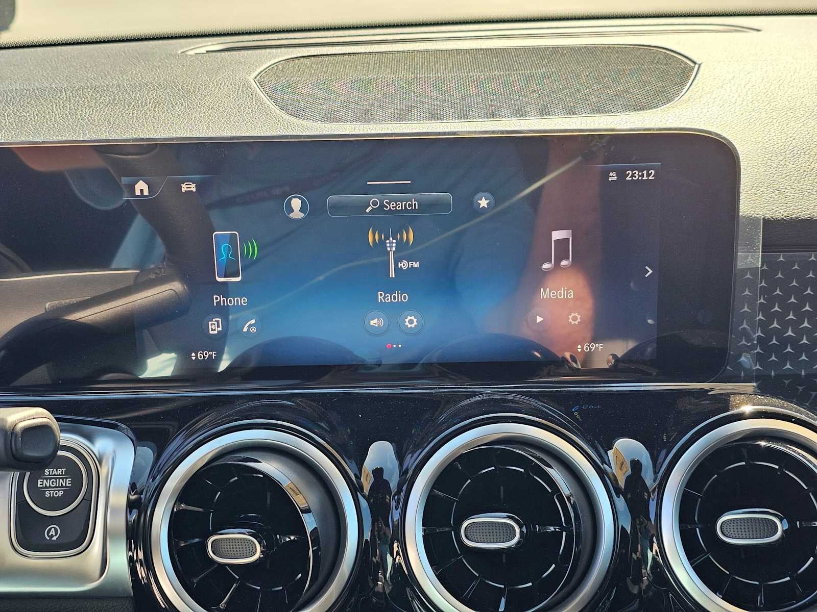 2026 Mercedes-Benz GLB 250 SUV