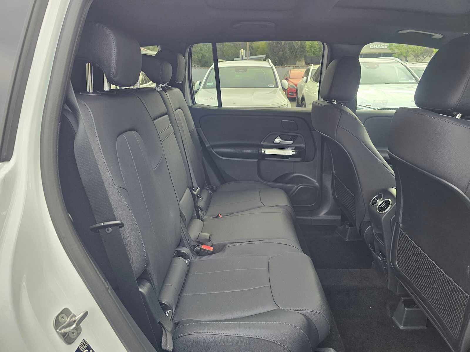 2026 Mercedes-Benz GLB 250 SUV