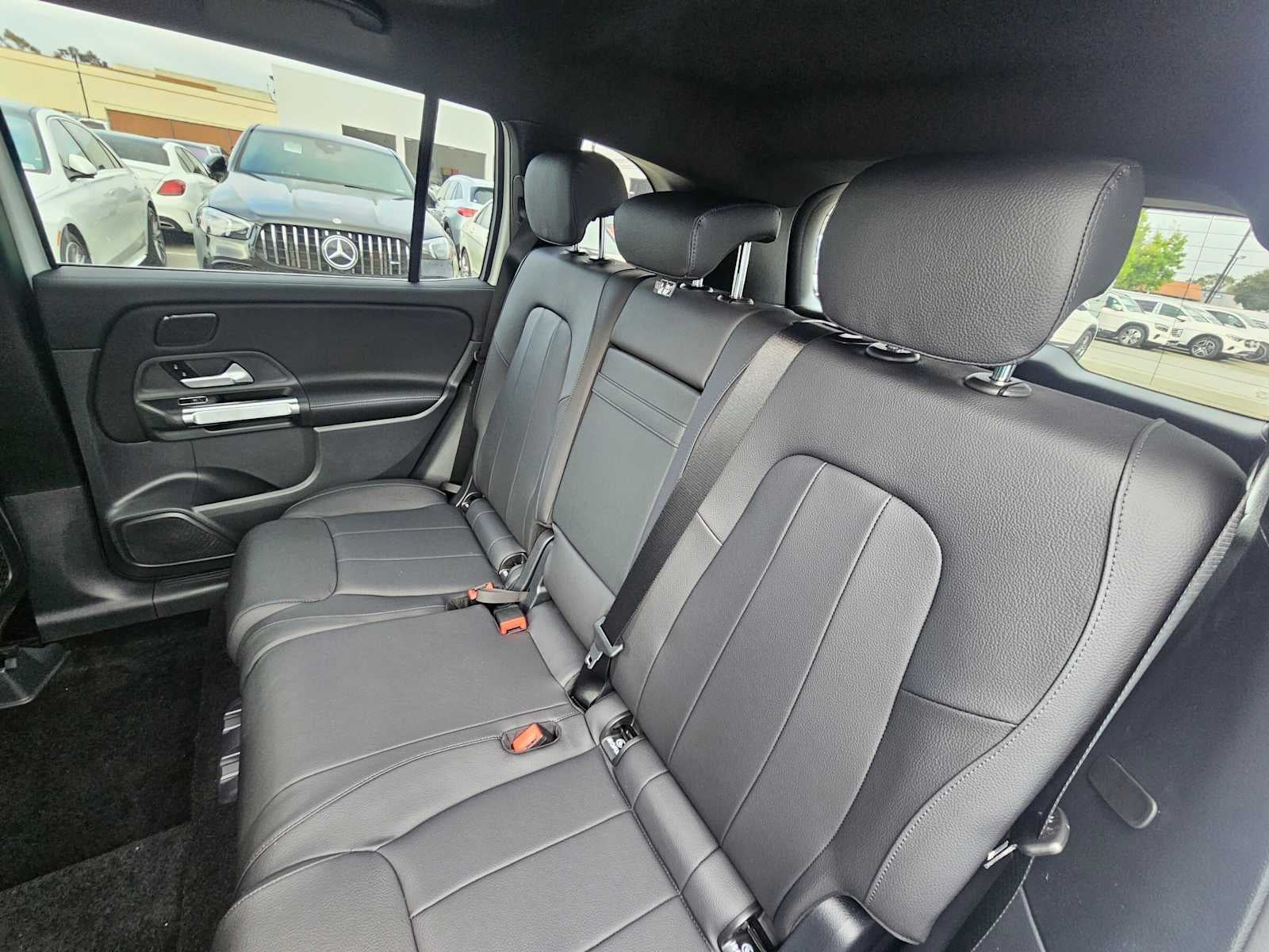 2026 Mercedes-Benz GLB 250 SUV