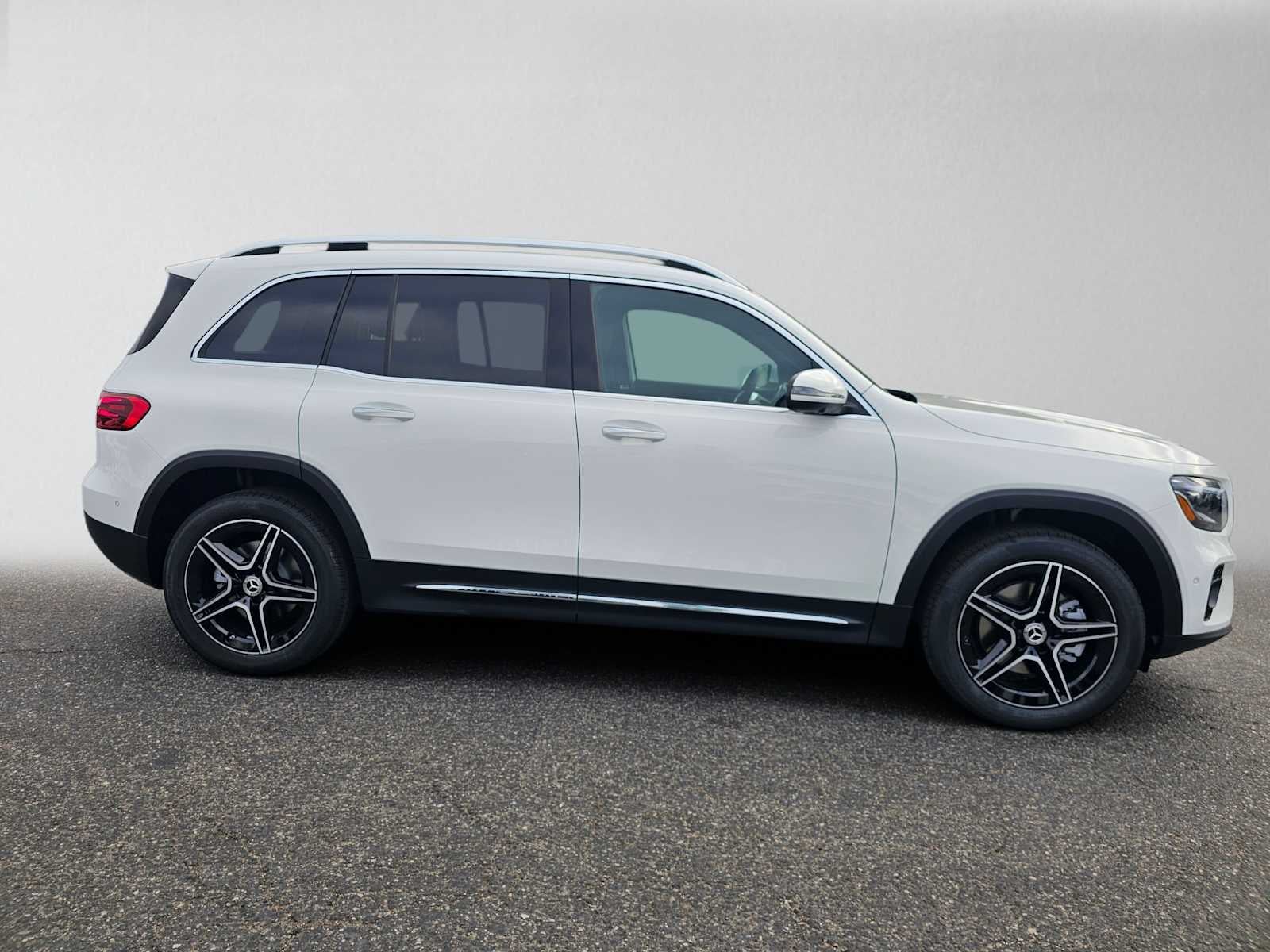 2026 Mercedes-Benz GLB 250 SUV