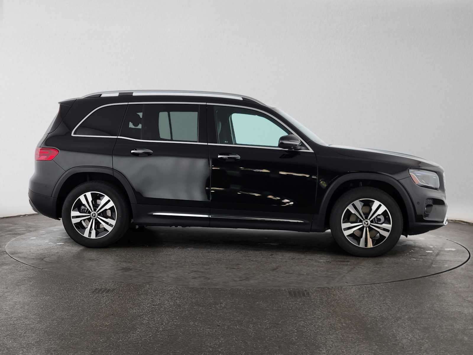 2026 Mercedes-Benz GLB 250 SUV