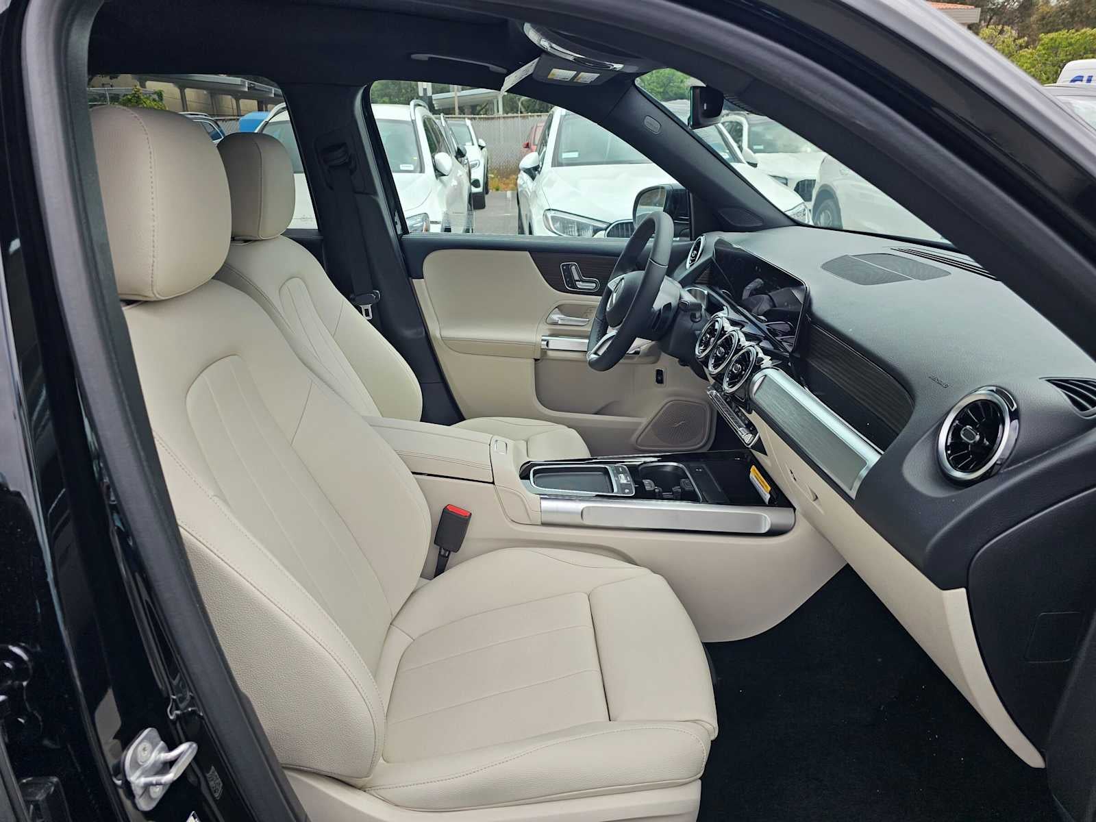 2026 Mercedes-Benz GLB 250 SUV