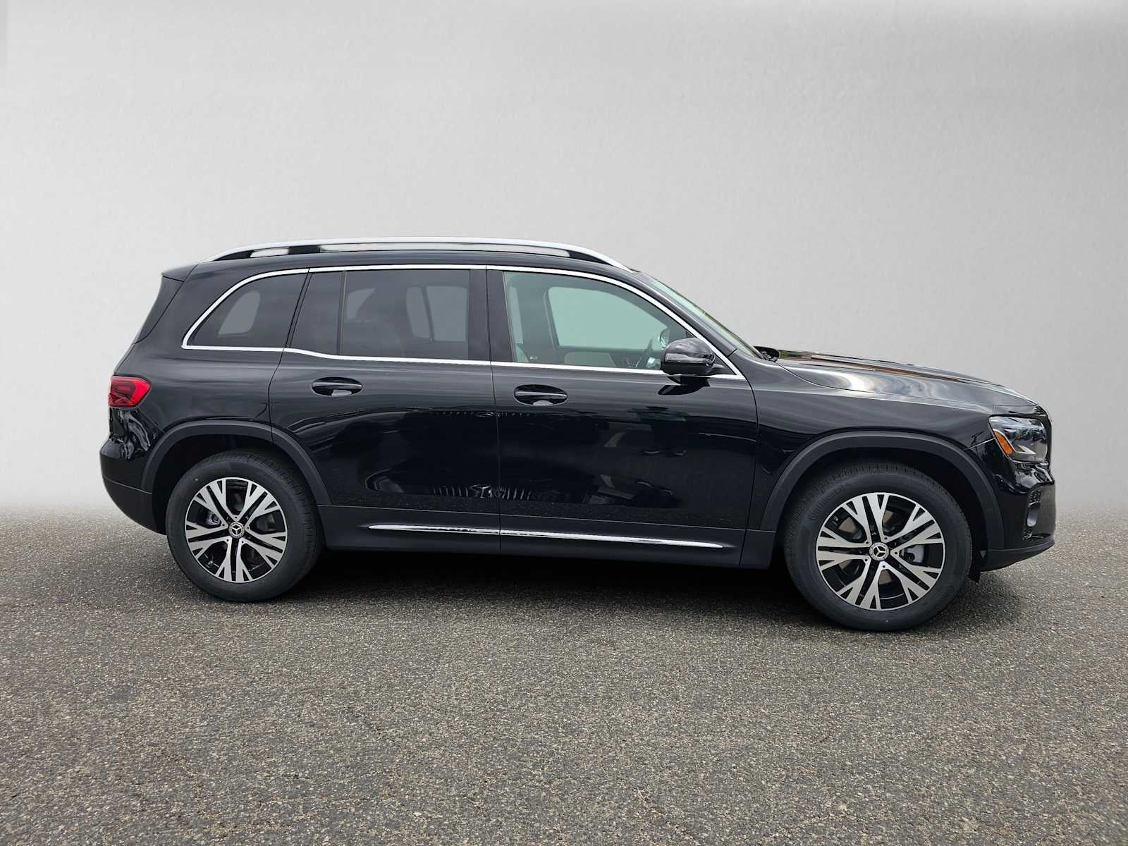 2026 Mercedes-Benz GLB 250 SUV