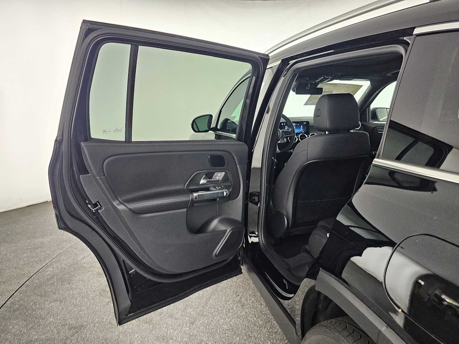 2026 Mercedes-Benz GLB 250 SUV