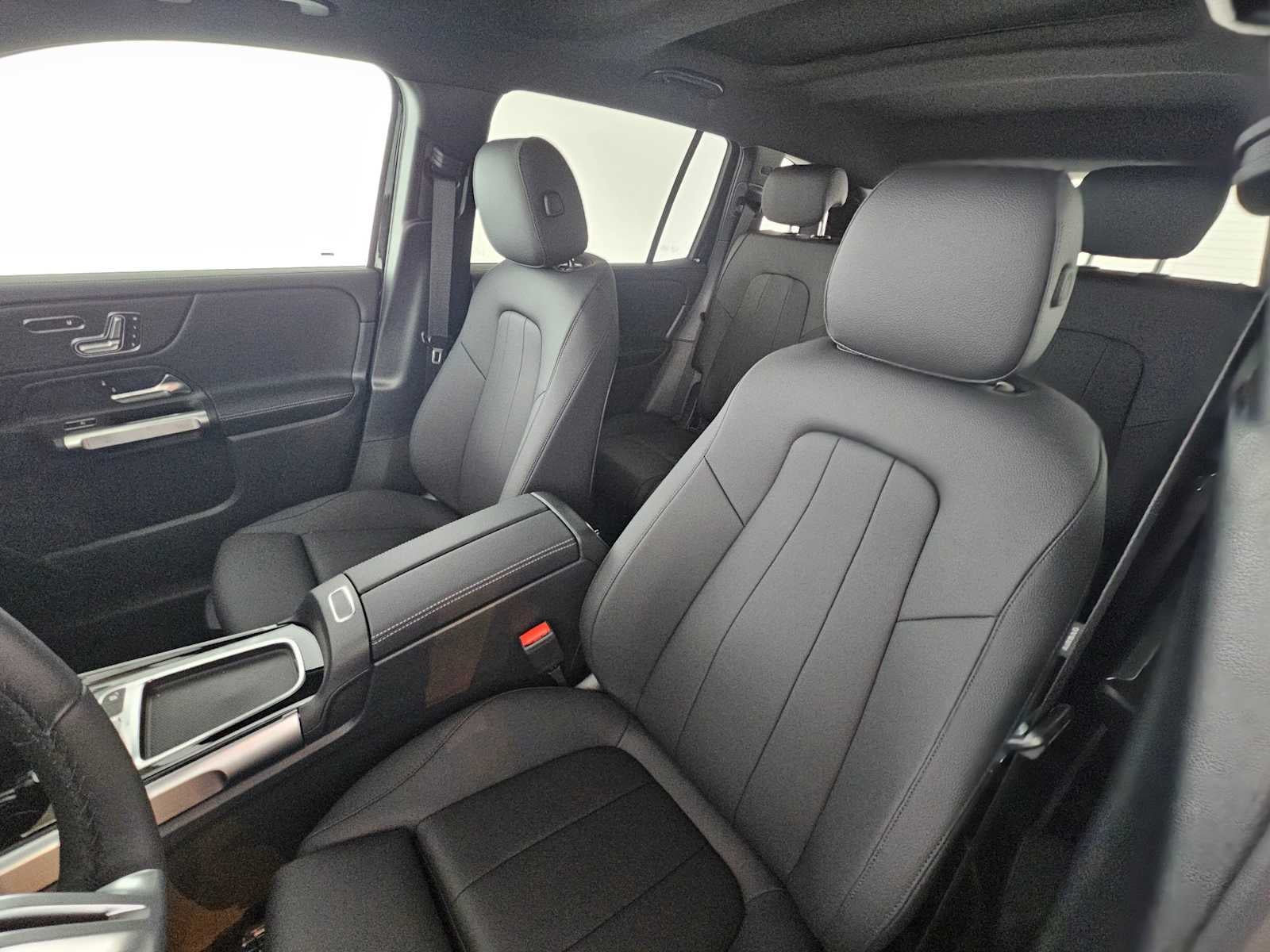 2026 Mercedes-Benz GLB 250 SUV