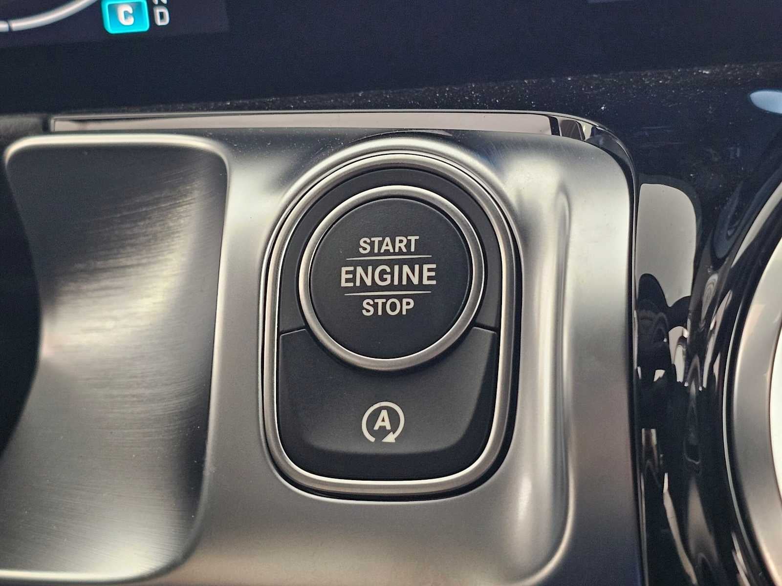 2026 Mercedes-Benz GLB 250 SUV