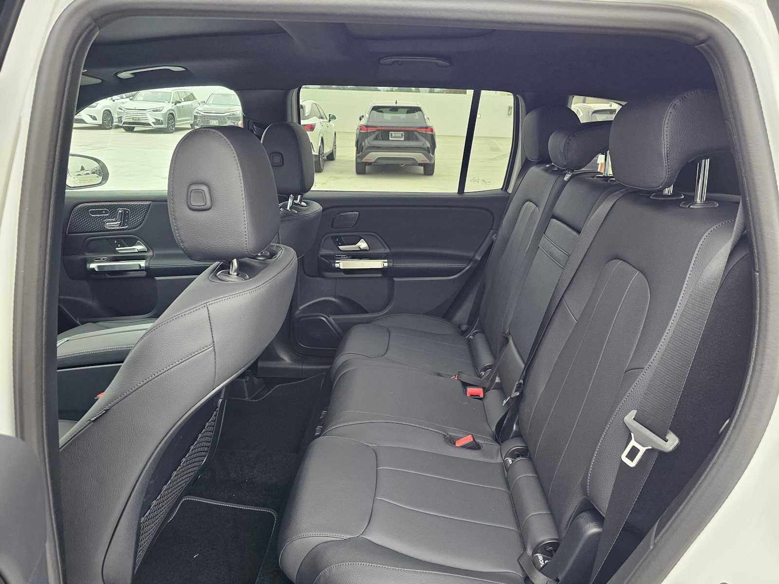 2026 Mercedes-Benz GLB 250 SUV