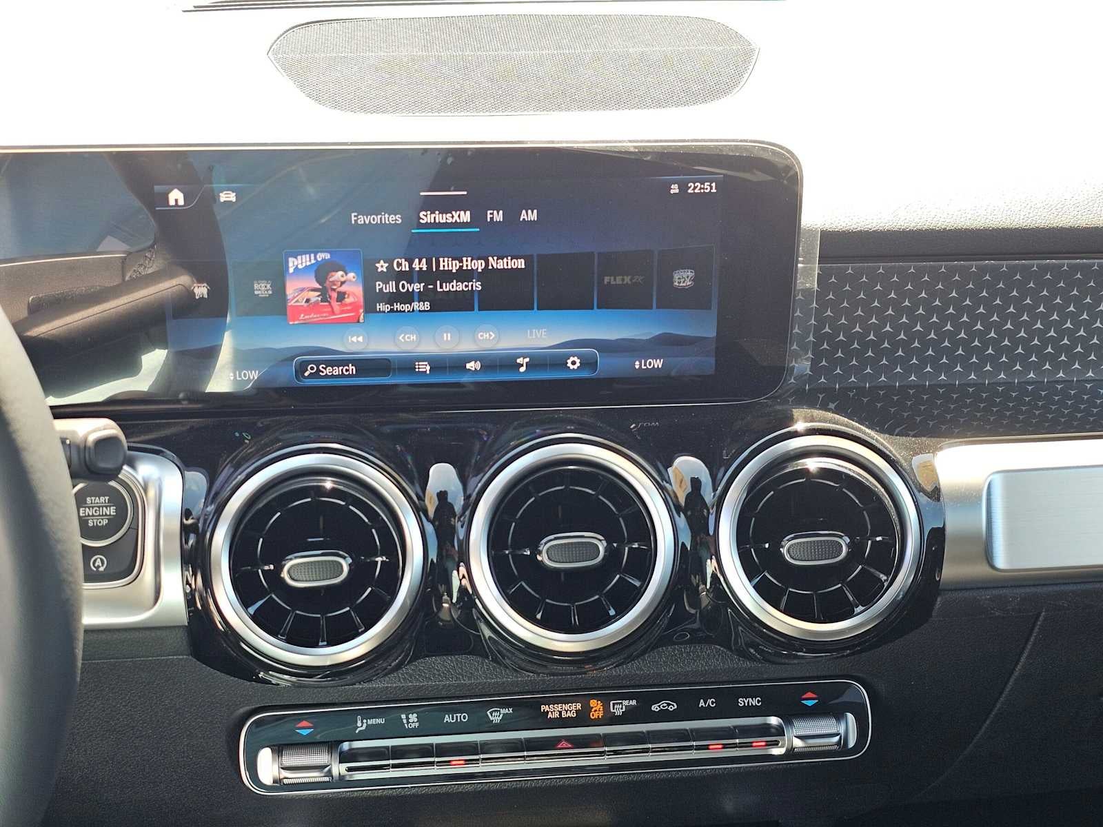 2026 Mercedes-Benz GLB 250 SUV
