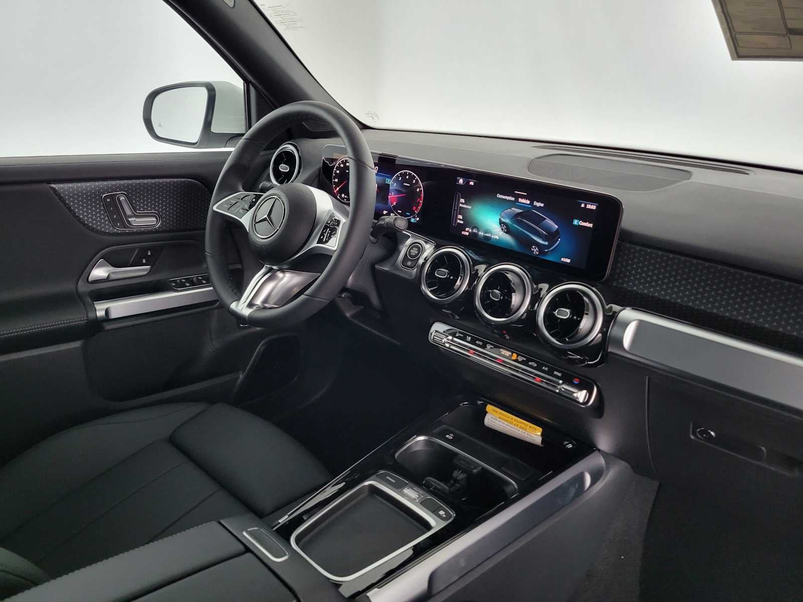 2026 Mercedes-Benz GLB 250 SUV