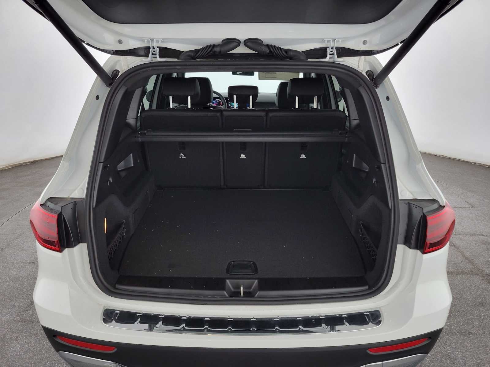 2026 Mercedes-Benz GLB 250 SUV
