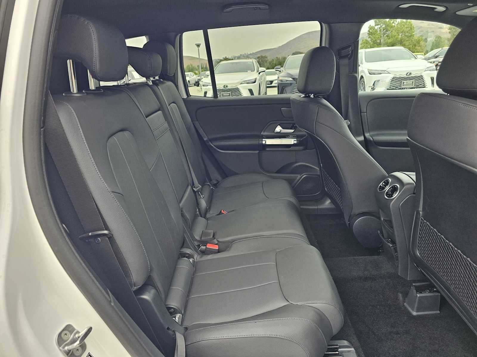 2026 Mercedes-Benz GLB 250 SUV