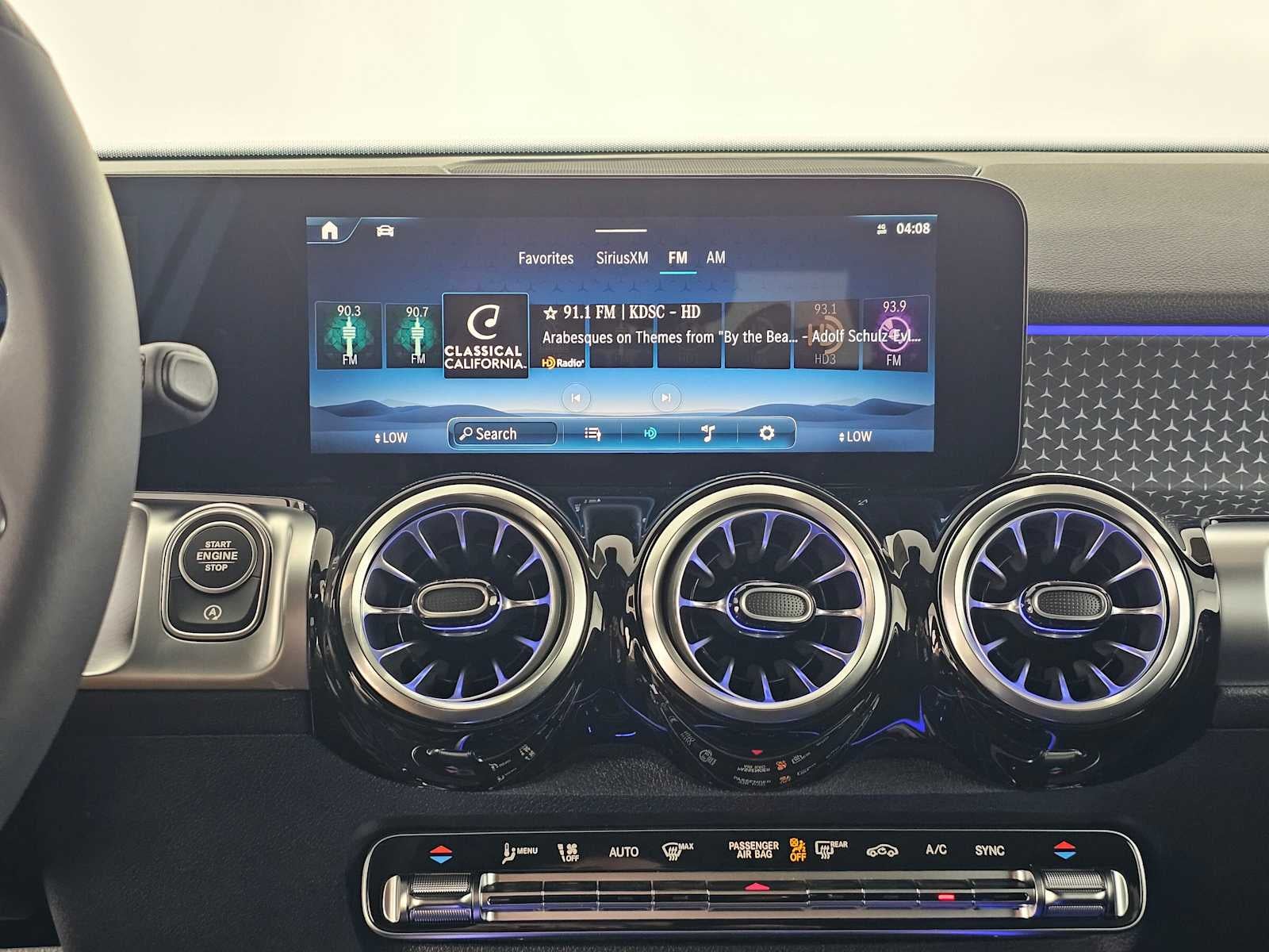 2026 Mercedes-Benz GLB 250 SUV