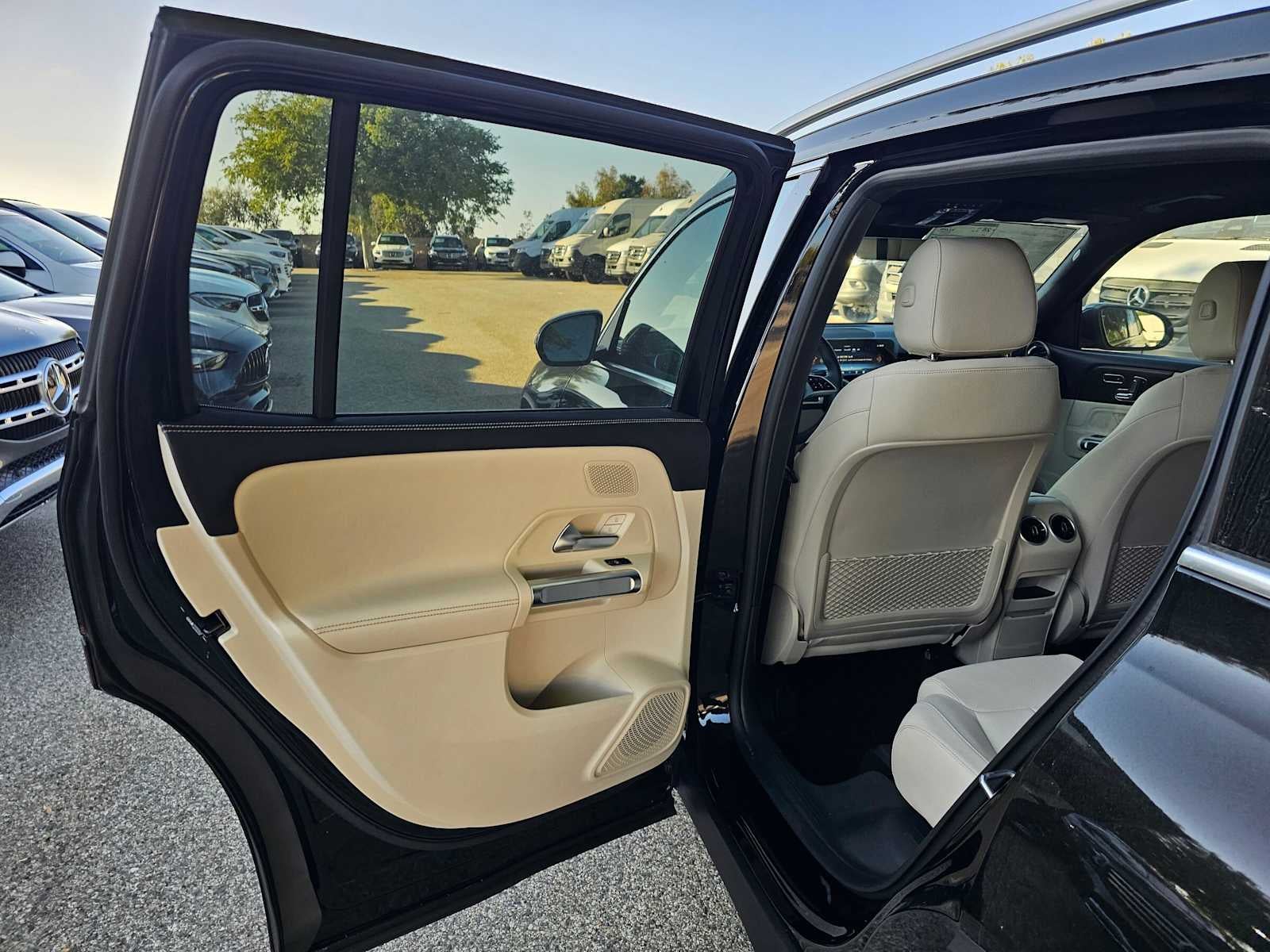 2026 Mercedes-Benz GLB 250 SUV