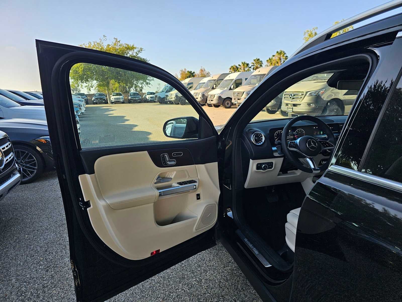 2026 Mercedes-Benz GLB 250 SUV