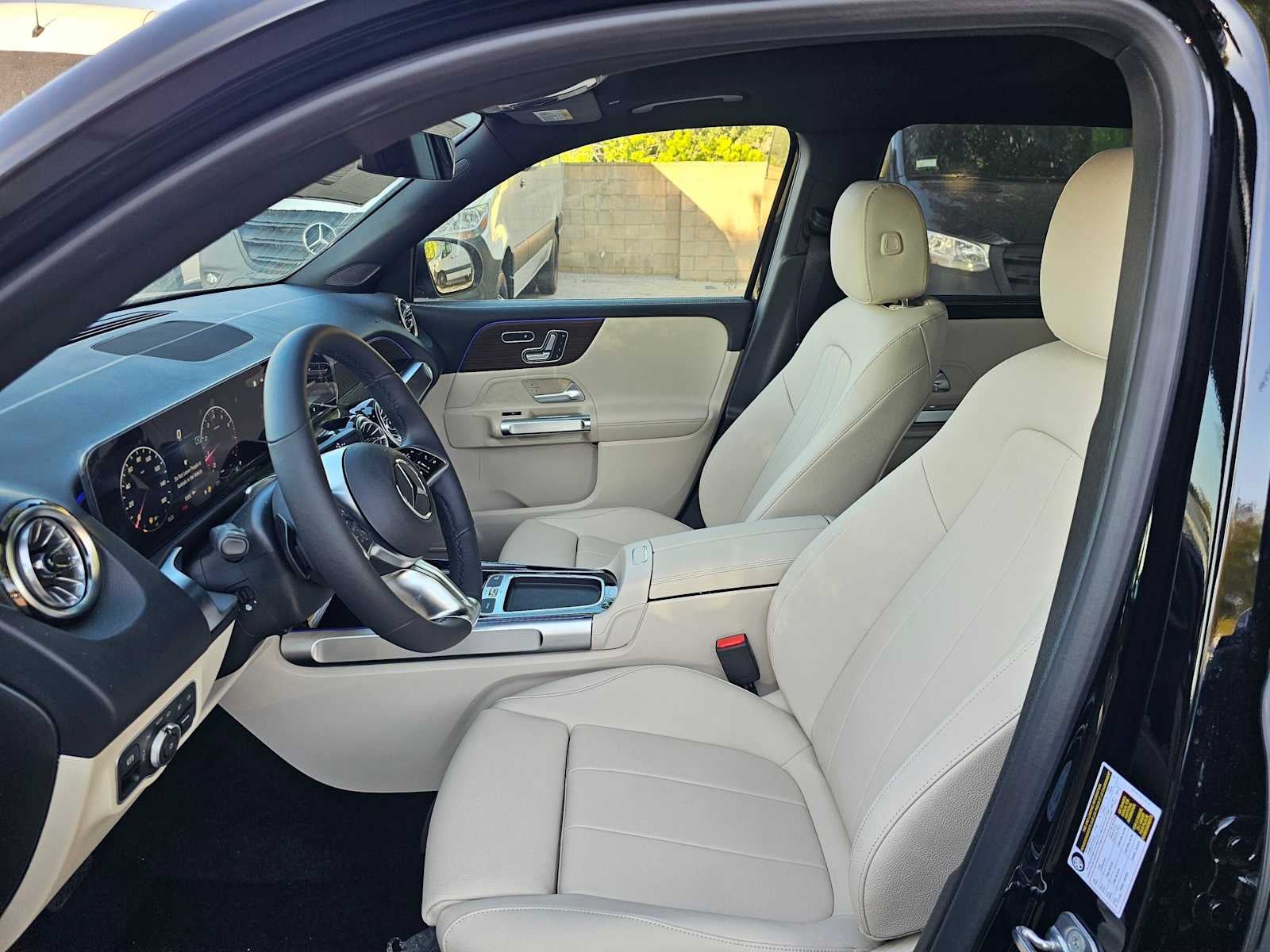 2026 Mercedes-Benz GLB 250 SUV