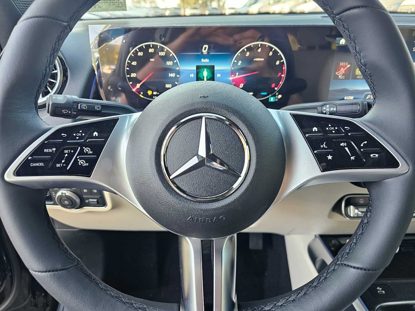 2026 Mercedes-Benz GLB 250 SUV