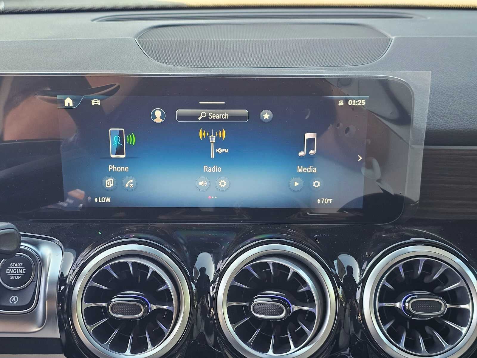 2026 Mercedes-Benz GLB 250 SUV