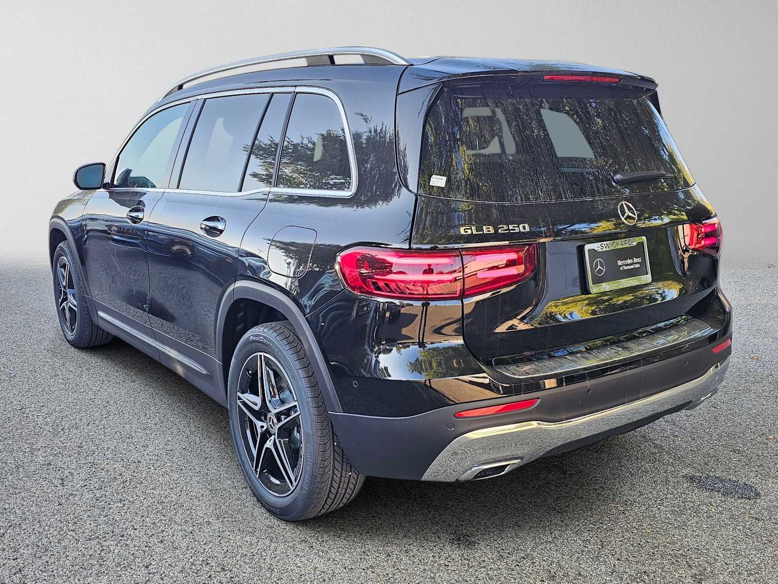 2026 Mercedes-Benz GLB 250 SUV