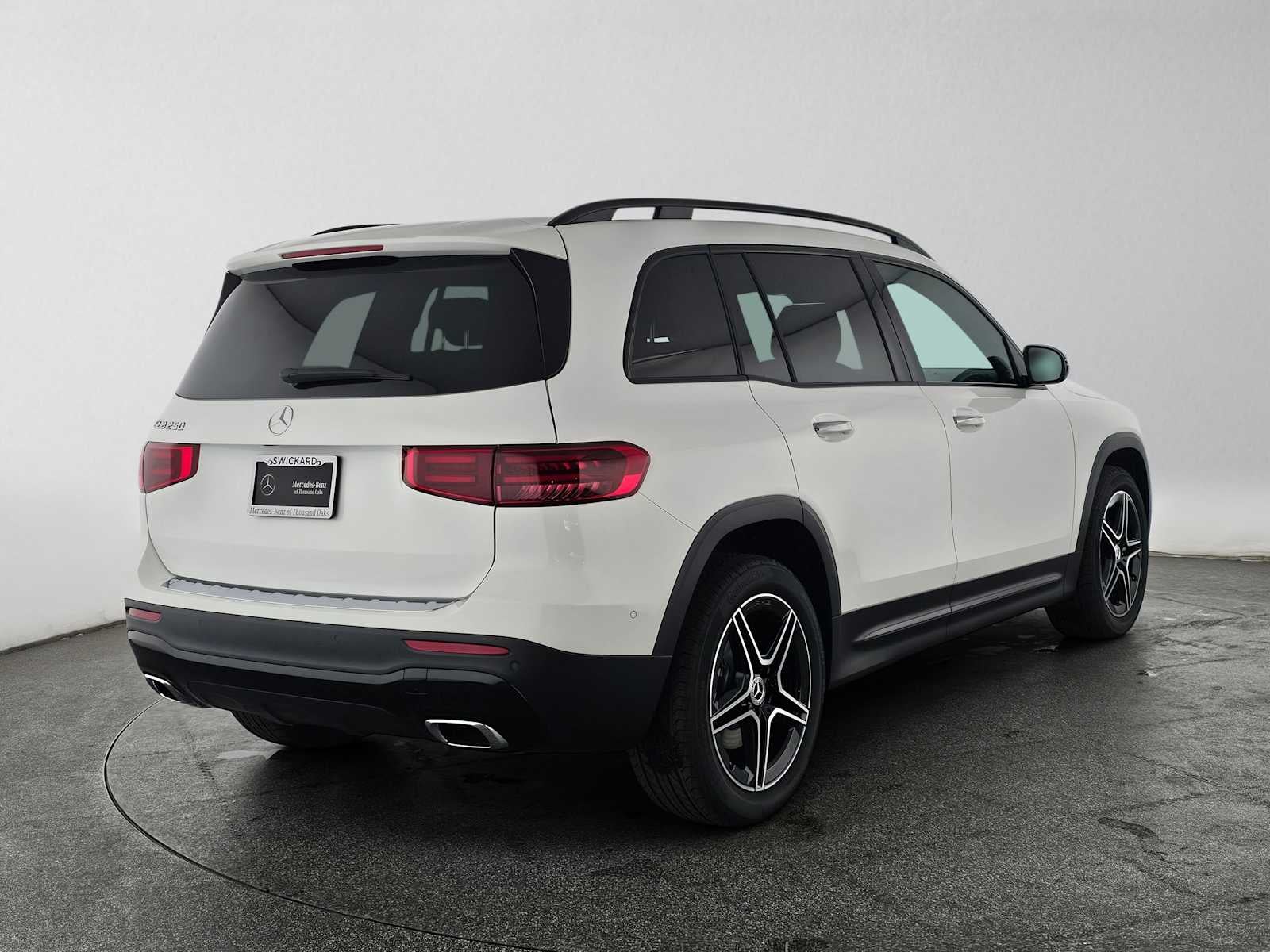 2026 Mercedes-Benz GLB 250 SUV
