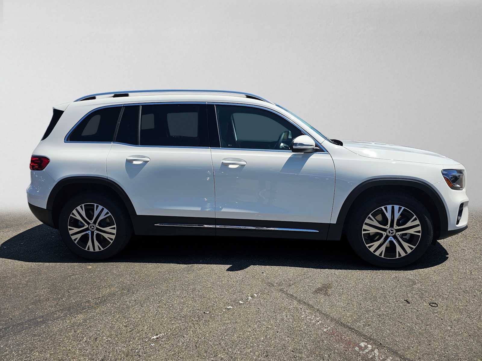 2026 Mercedes-Benz GLB 250 SUV