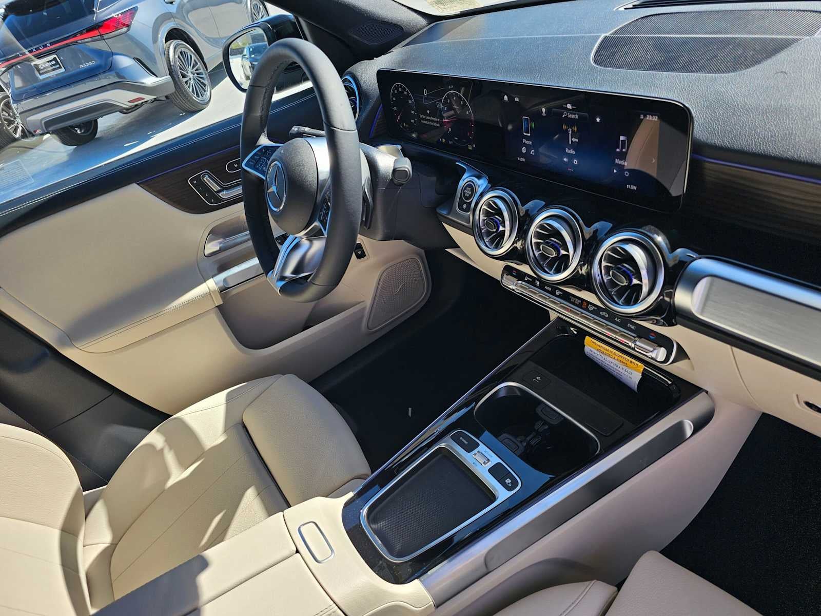 2026 Mercedes-Benz GLB 250 4MATIC® SUV